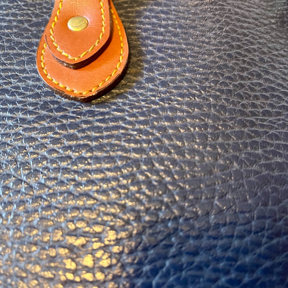 Vintage Dooney & Bourke Navy purse - Picture 7 of 9